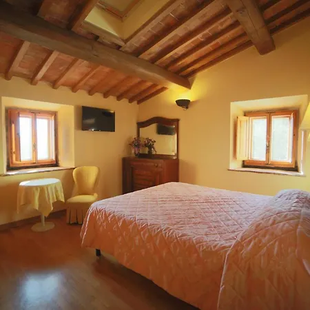 Podere Midolla مزرعة للإقامة