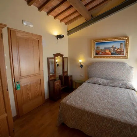 مزرعة للإقامة Podere Midolla *