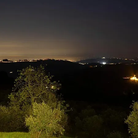 مزرعة للإقامة Podere Midolla كارمينيانو