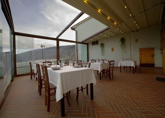 Çiftlik konaklama Podere Midolla *