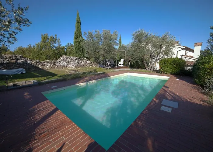 Podere Midolla 팜스테이 까르미냐노